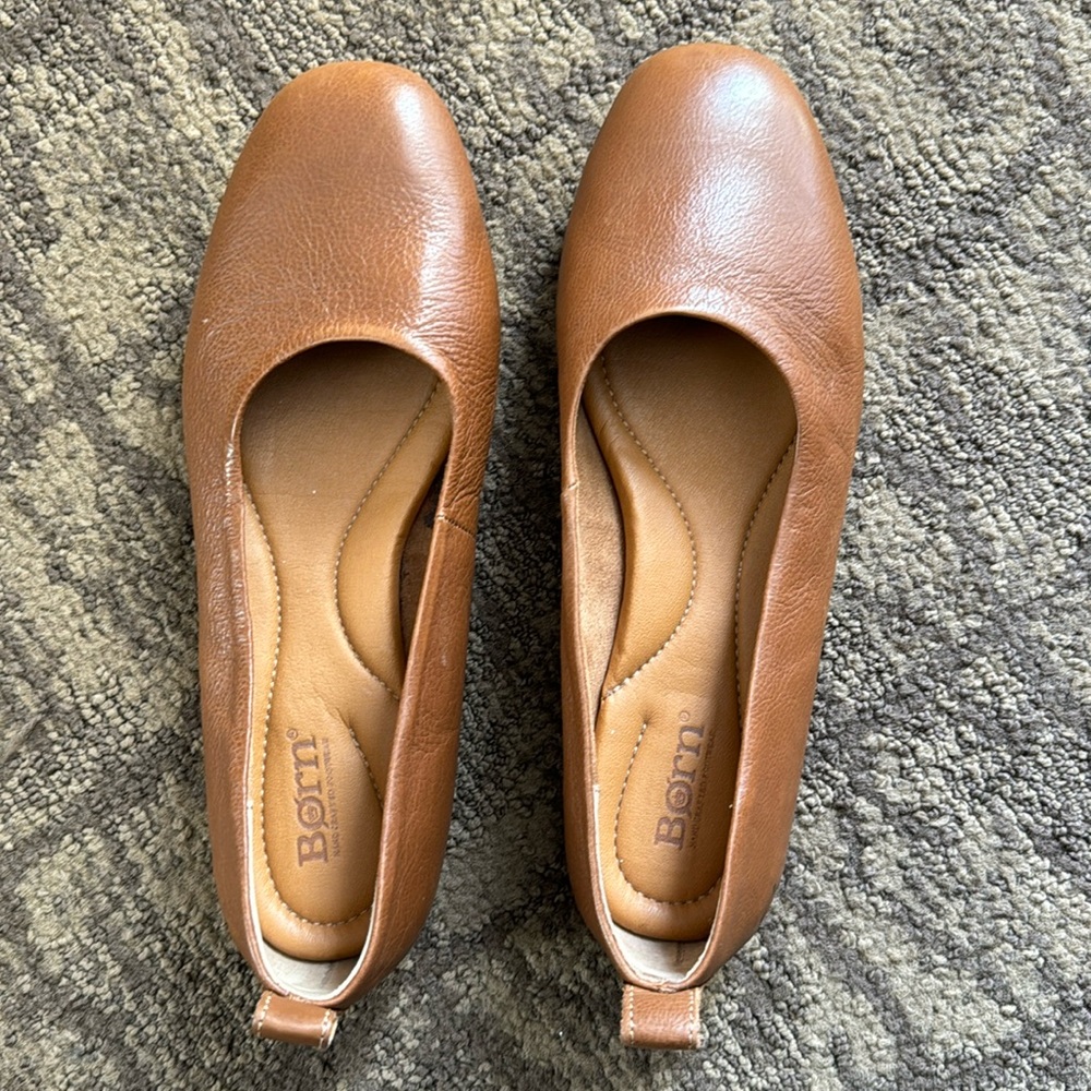Born Womens Size 8.5M Beca Flat Slip On Leather Casual Shoes in Brown